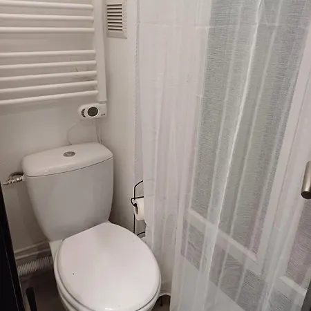 Appartement Bright Small Paris Ouen *